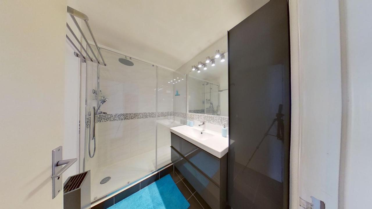 Cnn Ulysse 1 - Appartement Vue Mer Avec Garage ลา กร็องเดอ-ม็อต ภายนอก รูปภาพ