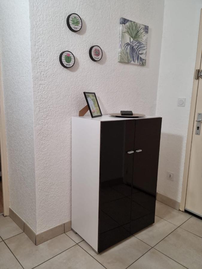 Cnn Ulysse 1 - Appartement Vue Mer Avec Garage ลา กร็องเดอ-ม็อต ภายนอก รูปภาพ